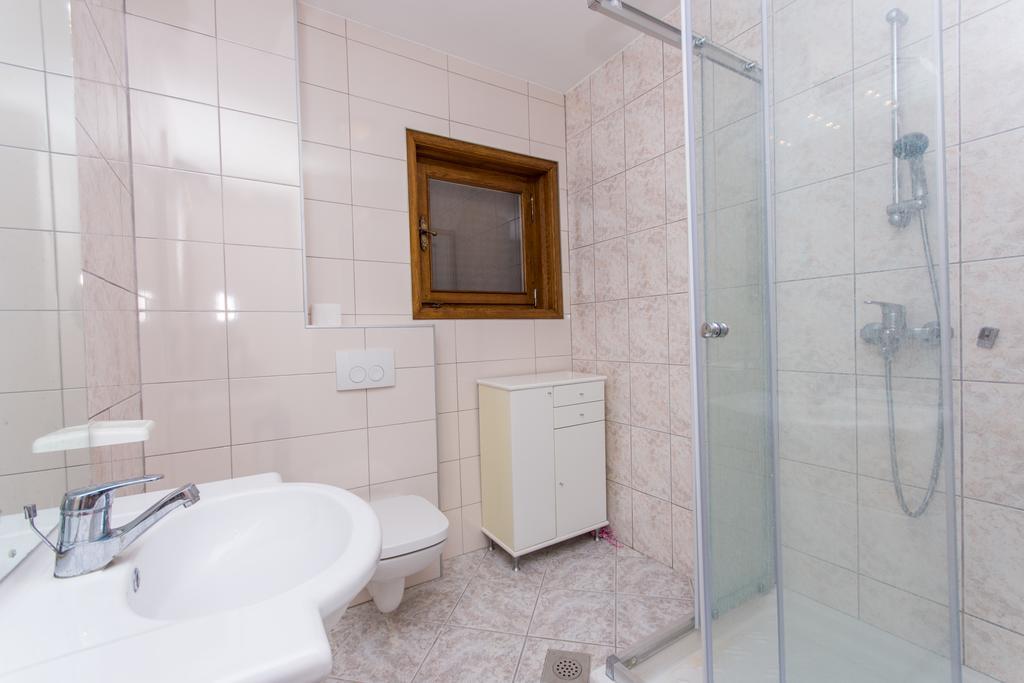 Apartments Bisera تروغير المظهر الخارجي الصورة