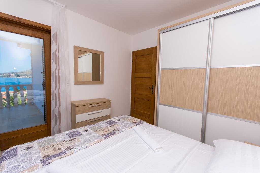 Apartments Bisera تروغير المظهر الخارجي الصورة