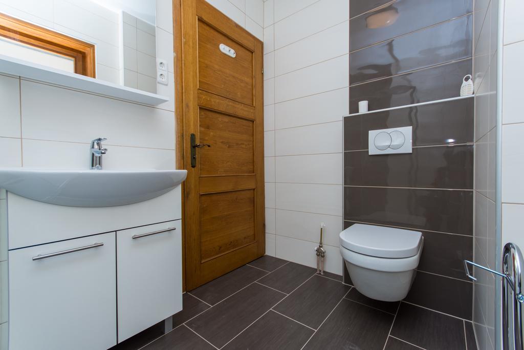 Apartments Bisera تروغير المظهر الخارجي الصورة
